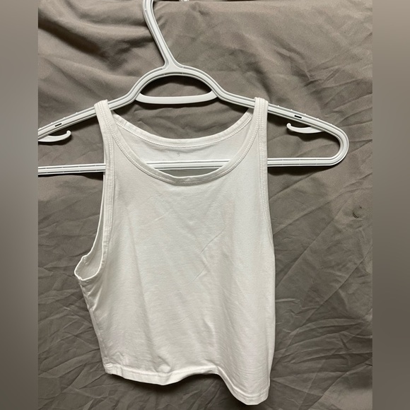 White High-Necked Tank Top - Size Small - Picture 3 of 5